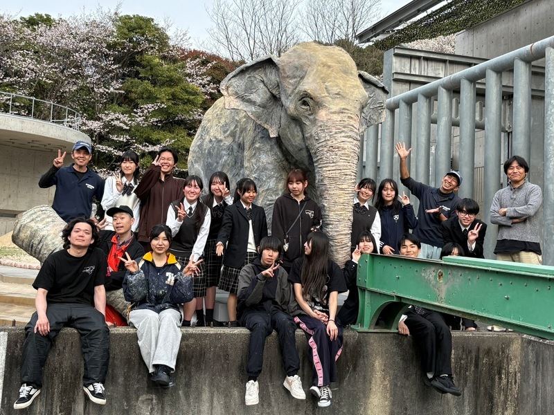 みんなで記念撮影の写真
