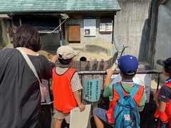 うらがわ探検の様子1